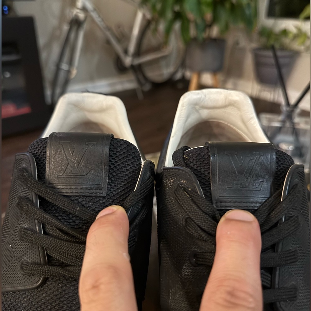Louis Vuitton Fastlane sneaker - black and white - Picture 4 of 10